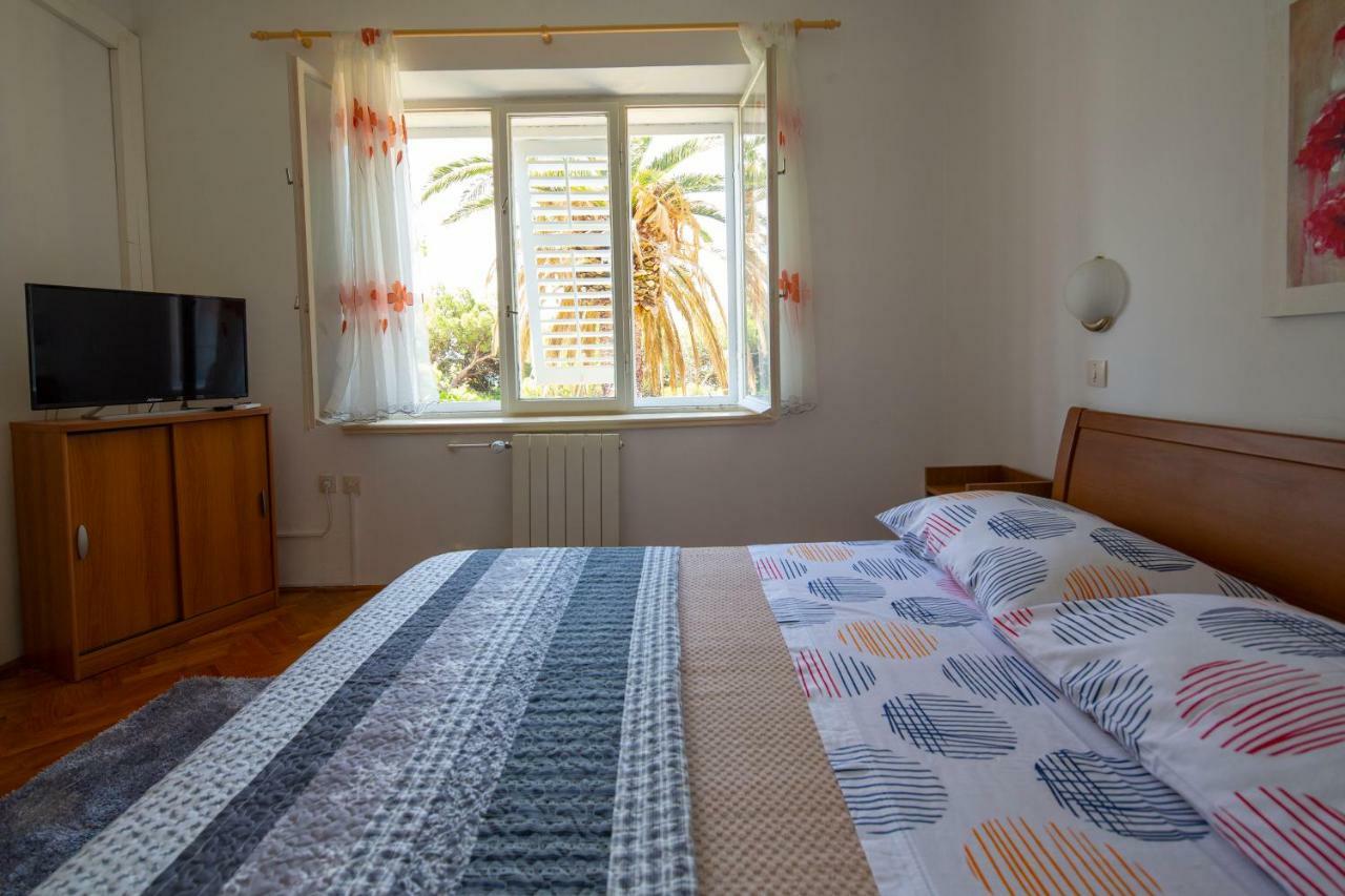Vila Niko Apartment Макарска Екстериор снимка