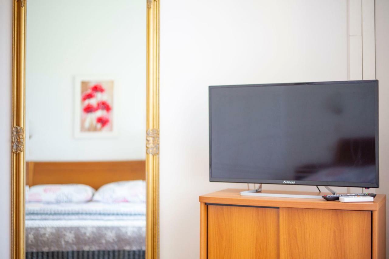 Vila Niko Apartment Макарска Екстериор снимка