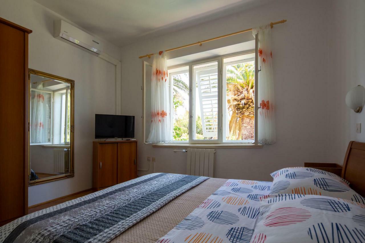 Vila Niko Apartment Макарска Екстериор снимка